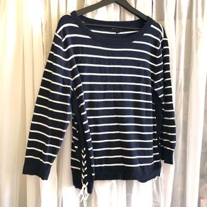 Banana Republic - Navy & White Striped Sweater